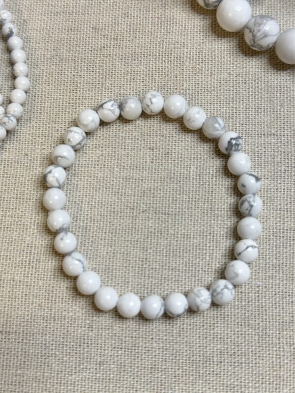 Howlite Bracelet - Image 4