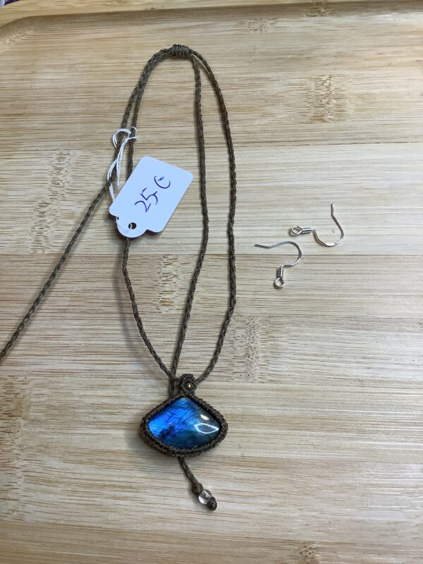 Necklace +earring Astrid