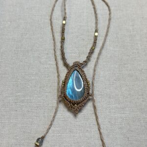 Labradorite Necklace– Dual-Toned Glow – Boho Style