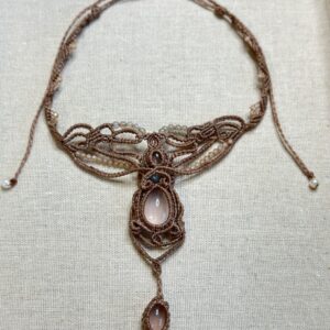 Handmade Macrame Necklace with Rose Quartz and Delicate Beading – Bohemian Elegance
