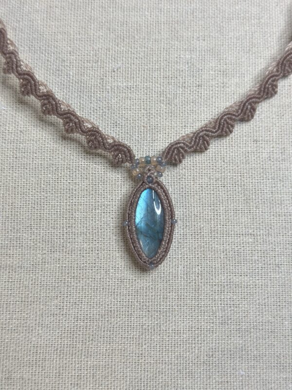 Macramé Labradorite Necklace - Image 3