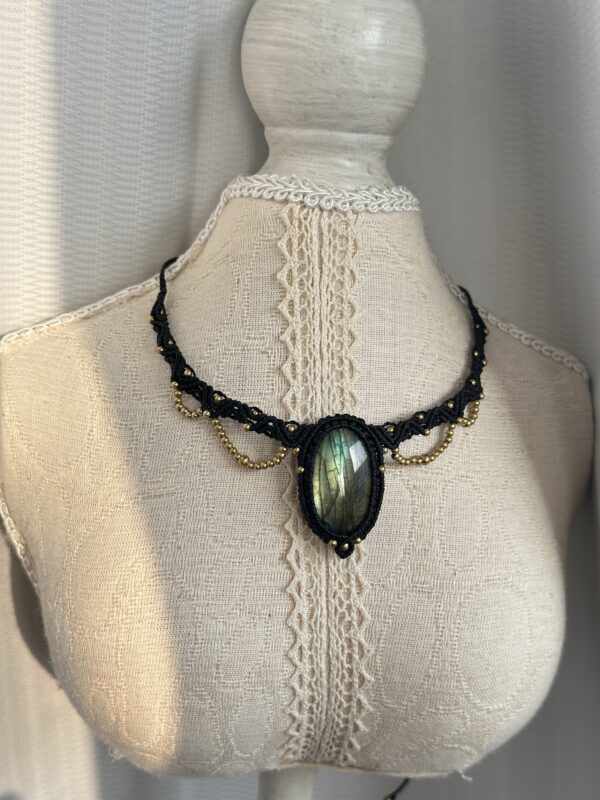 Labradorite choker