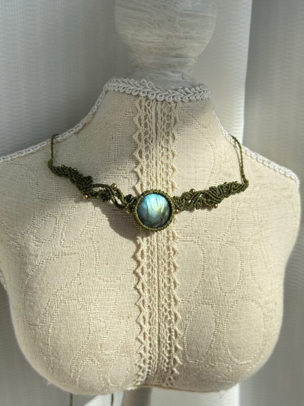 Labradorite choker  Blue-Green Flash