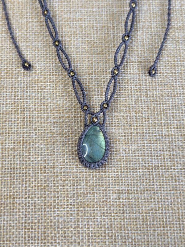 Labradorite Green Flash Necklace - Image 5