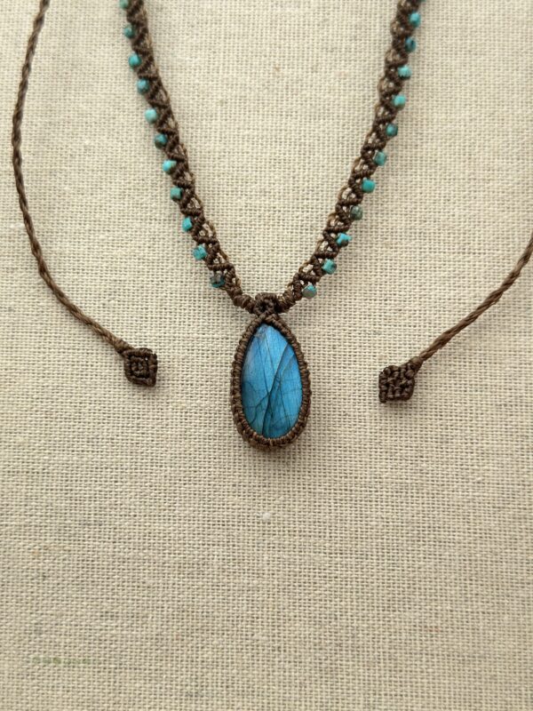Blue Labradorite Sirena Necklace with Glass Beads - Image 4