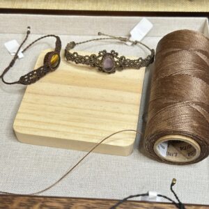 Bracelet and choker for Aviaaja