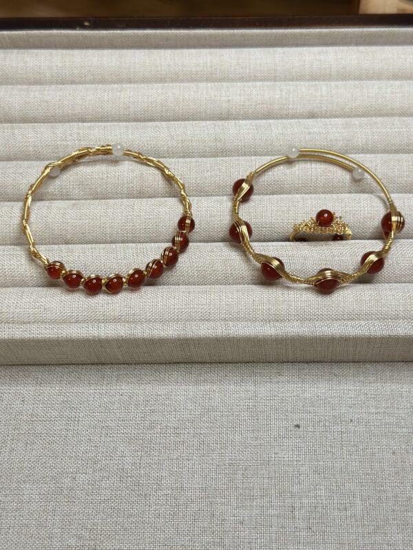 Bracelets and ring for Kuffi