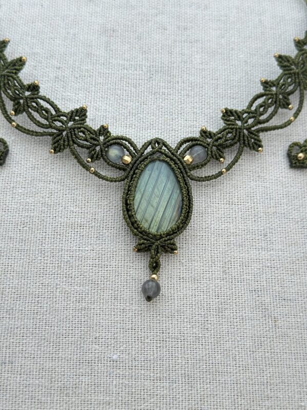 Green Glow Labradorite Necklace - Image 3