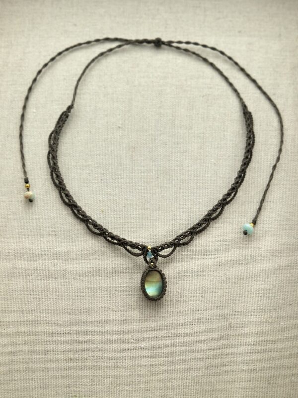 Rainbow Glow Labradorite Necklace - Image 2
