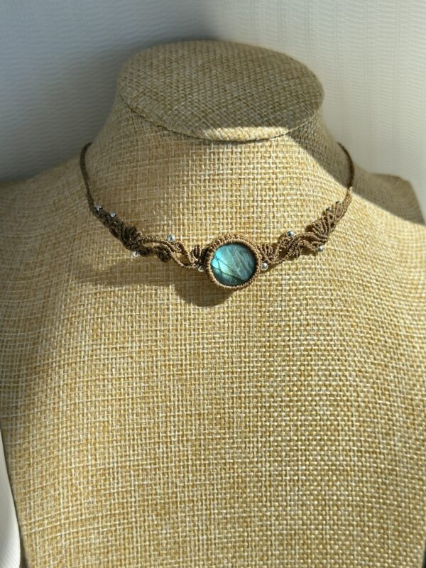 Blue Flash Yavari Choker - Image 4