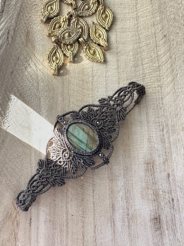 Orange-Green Flash Labradorite Bracelet - Image 2