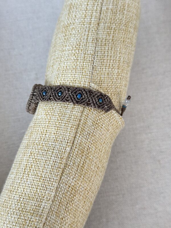 Electric Blue Labradorite Bracelet - Image 2