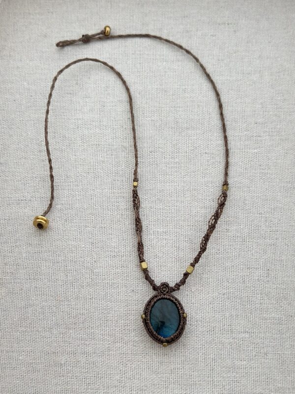 Oval Labradorite Macrame Necklace - Image 2