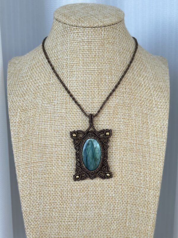 Blue Flash Labradorite Necklace