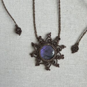 Purple Flash Labradorit Sunburst Necklace