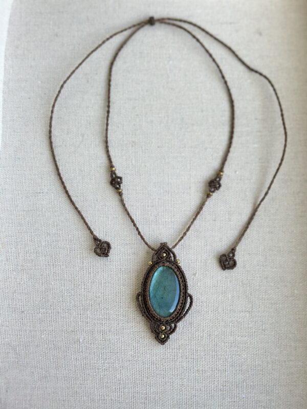 Blue Flash Labradorite Necklace - Image 3