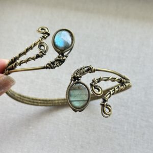 Arm cuff for Sugar