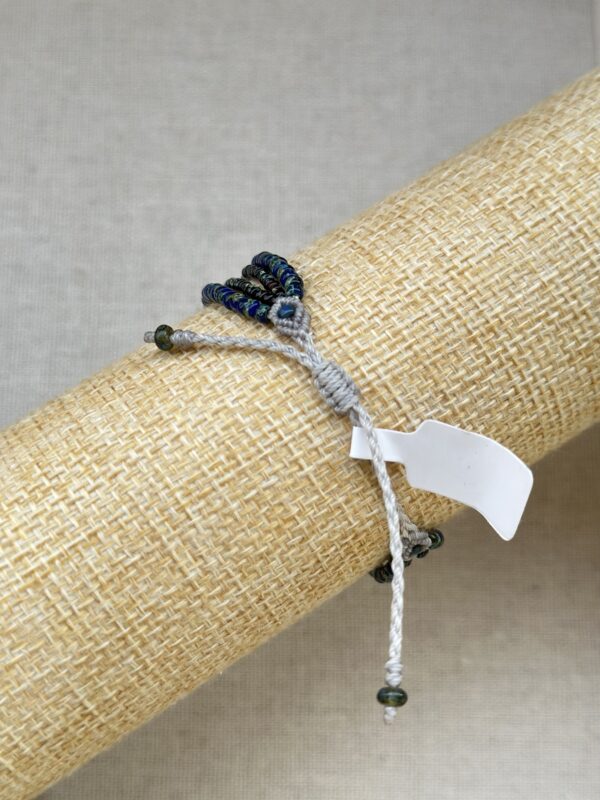 Blue flash labradorite bracelet - Image 2
