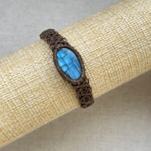 Blue flash labradorite with dark brown cord