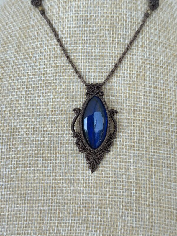 Deep Blue Flash Labradorite Necklace - Image 5