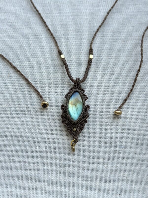Tri-Color Flash Labradorite Necklace - Image 6