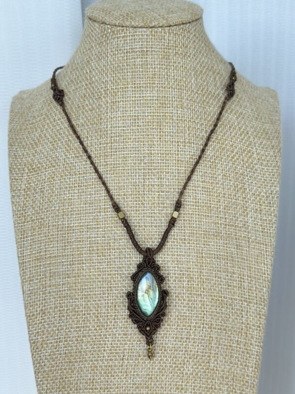 Tri-Color Flash Labradorite Necklace - Image 3