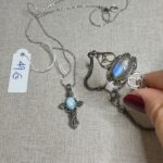 Necklace and bracelet for Mew