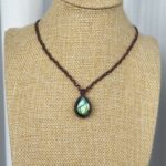 Green Flash Teardrop-shaped Labradorite Necklace